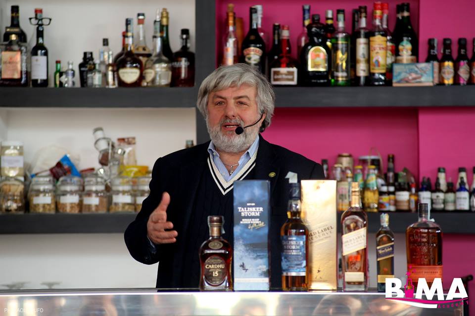 11044513_1586152491624068_4514225095321395985_n